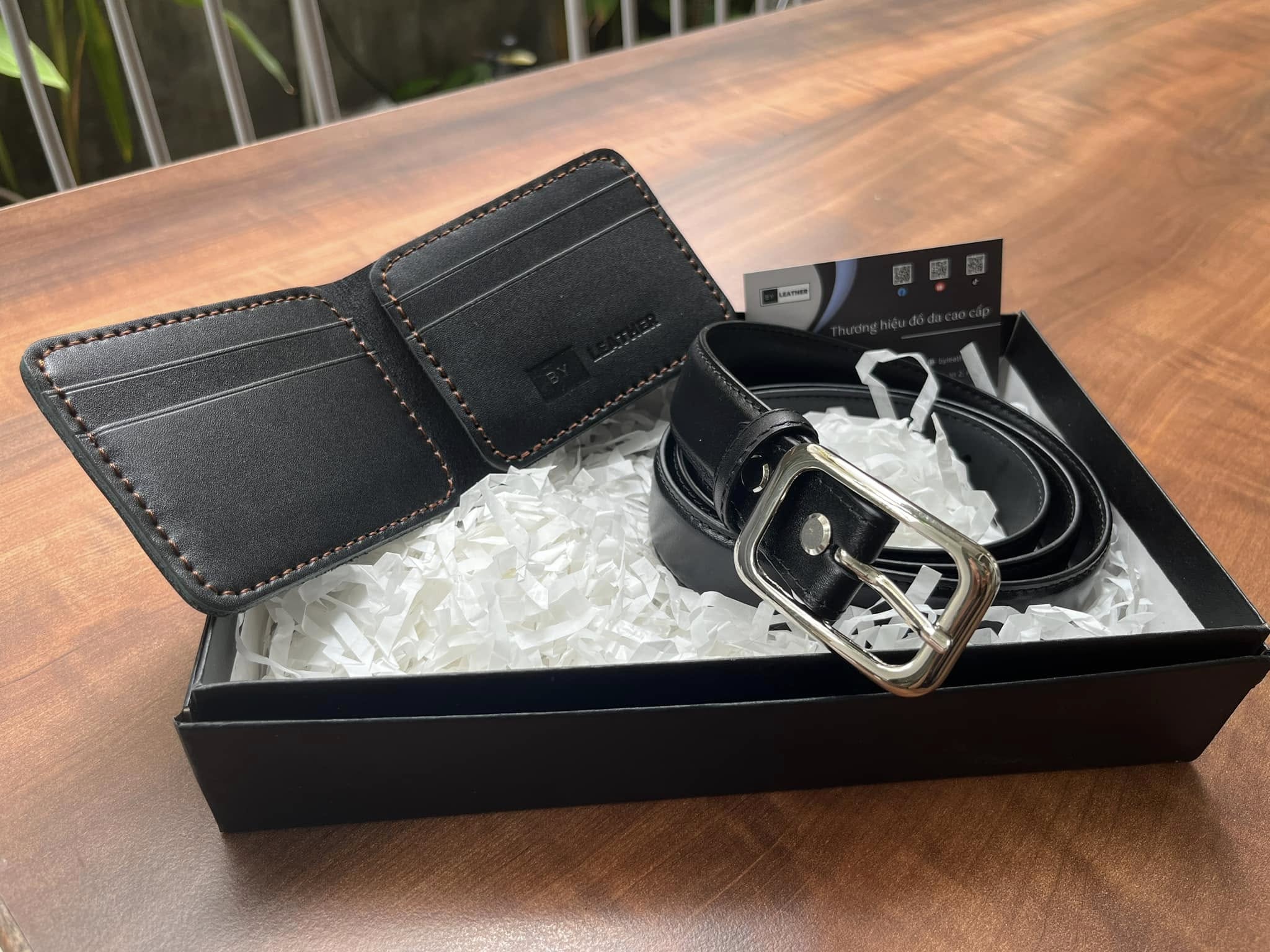 Ví và thắt lưng nam đẹp hot trend – Bộ đôi quyền lực của mọi quý ông